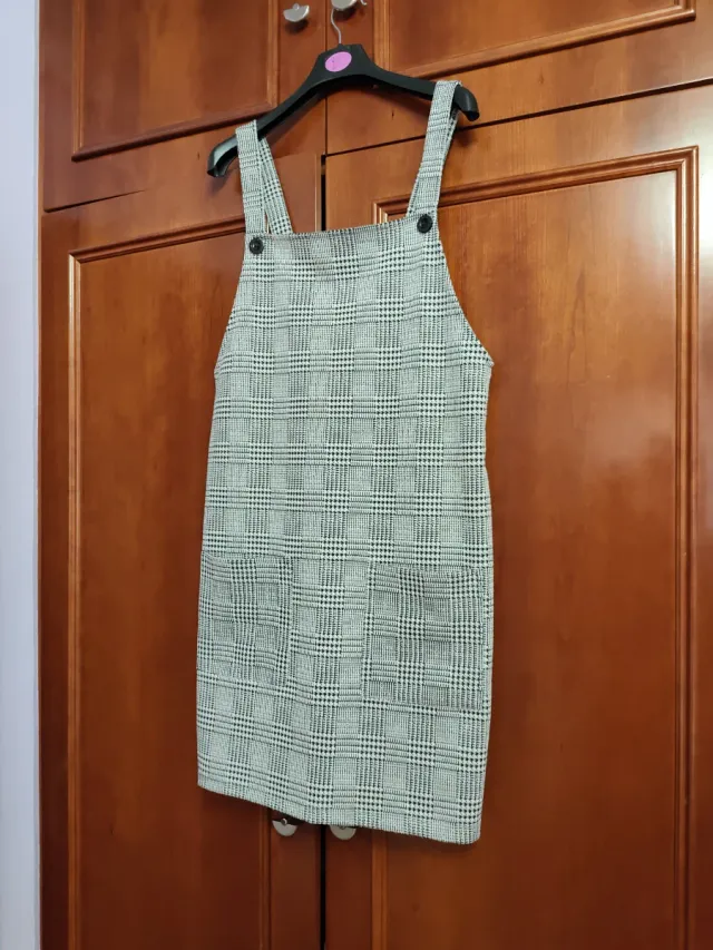 Peto de niña cuadros gris y blanco