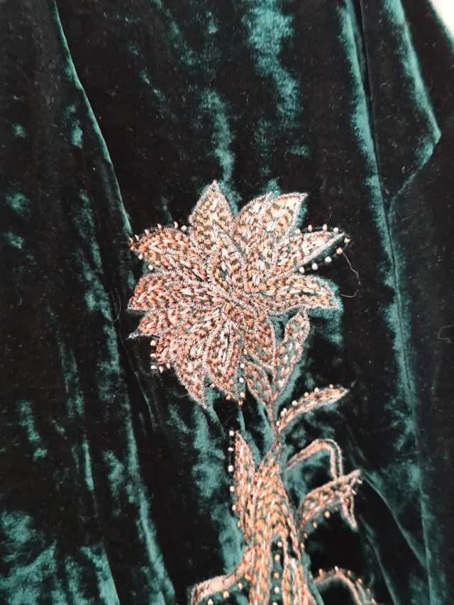 Kimono 3/4 Terciopelo Verde Sfera Bordado