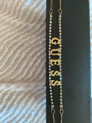 Choker  Guess con letras y pedrería