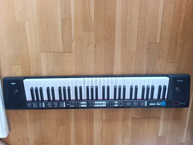 Piano Electrónico PX-300 con 61 Teclas