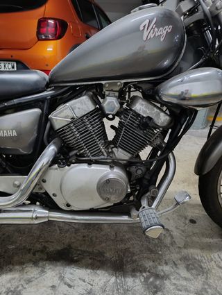 Yamaha Virago Moto