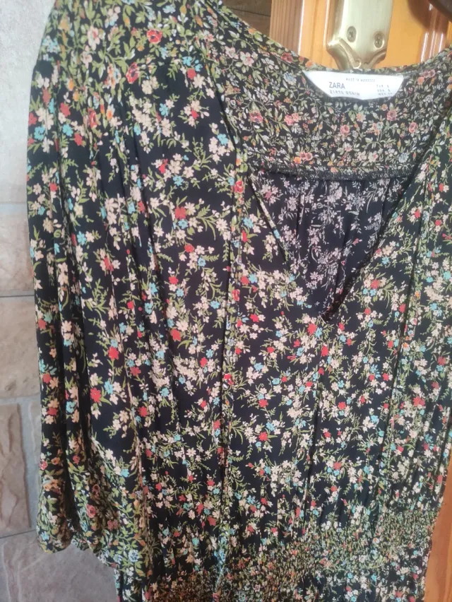 Vestido floral Zara Talla S