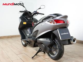 SUZUKI BURGMAN 200