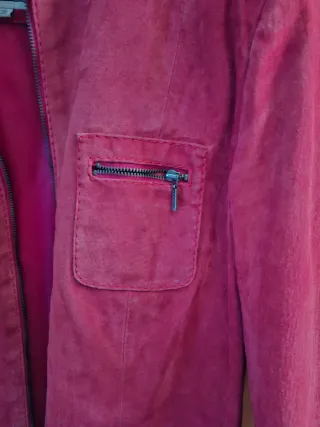 Chaqueta F & Co ante roja