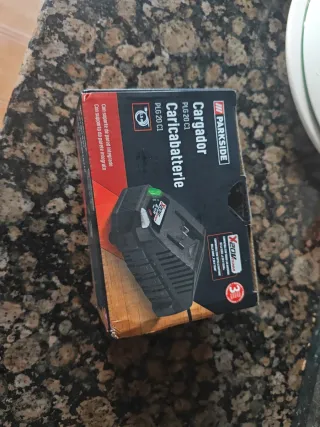 Cargador Parkside PLG 20 C1 X20V TEAM  - NUEVO