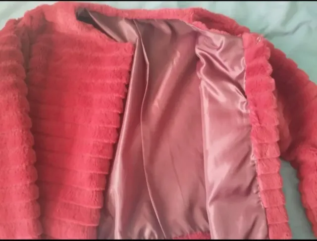 Chaqueta pelo sintético rojo
