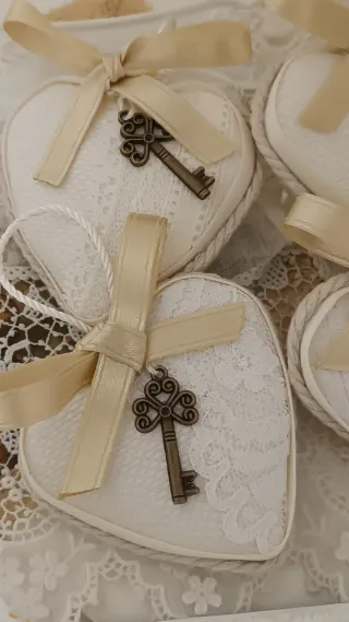 Cuore shabby chic con chiave