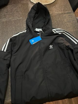 Chaqueta Adidas Negra con Capucha