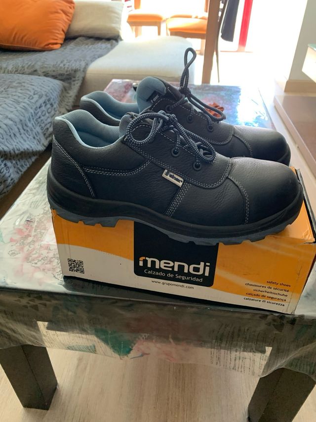 Zapatos de seguridad Mendi negros y azules