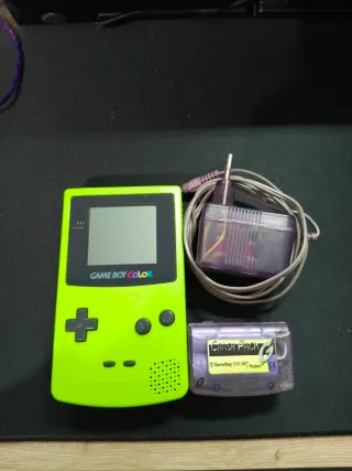 Game Boy Color Verde con batteria ricaricabile
