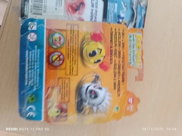 Lote 2 Juguetes Monsuno y Pac-Man Spinners