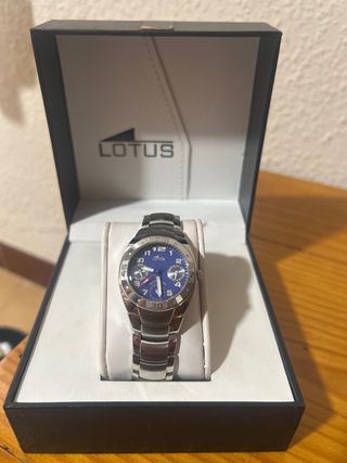 Reloj Lotus para niño