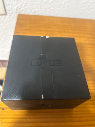 Reloj Lotus para niño