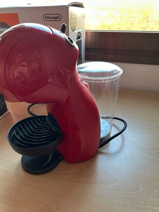 Cafetera Nescafé Dolce Gusto Piccolo XS Roja