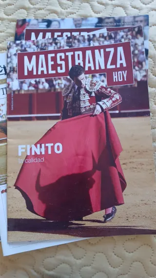 20 Fotos Morante de la Puebla y Revistas Taurinas