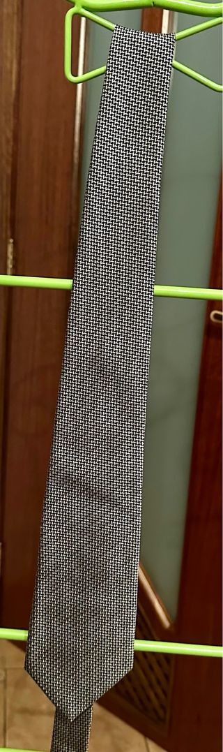 Cravatta seta Holliday & Brown – Made in England