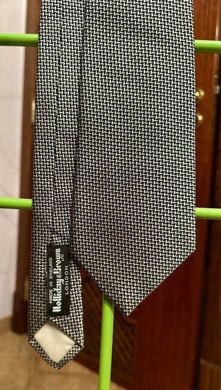 Cravatta seta Holliday & Brown – Made in England