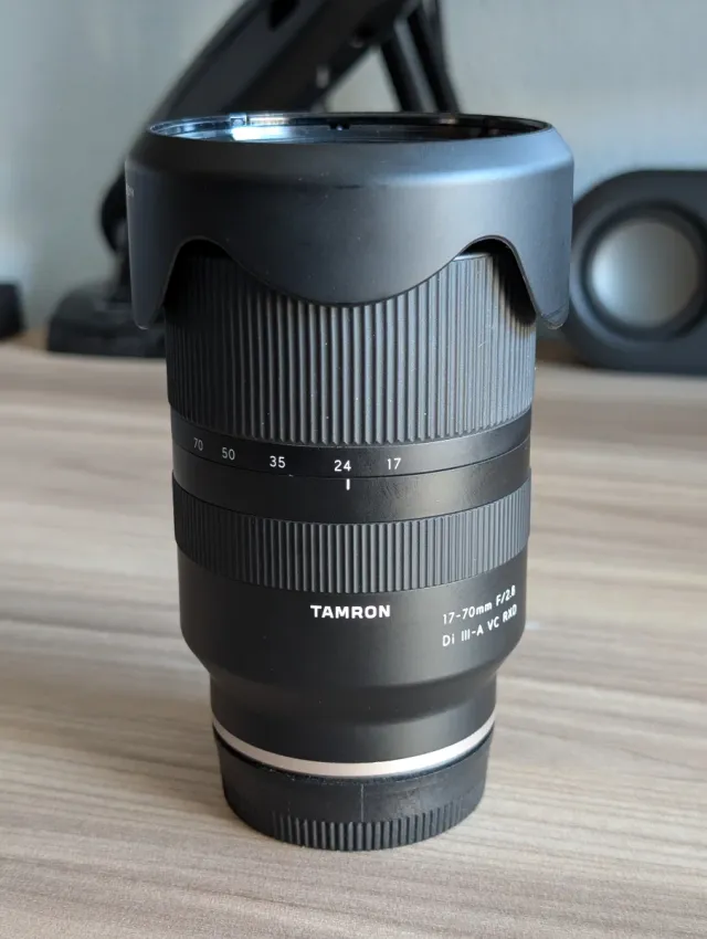 Tamron 17-70mm f/2.8 Di III-A VC RXD Sony E
