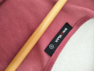 Camiseta rosa marca Singular