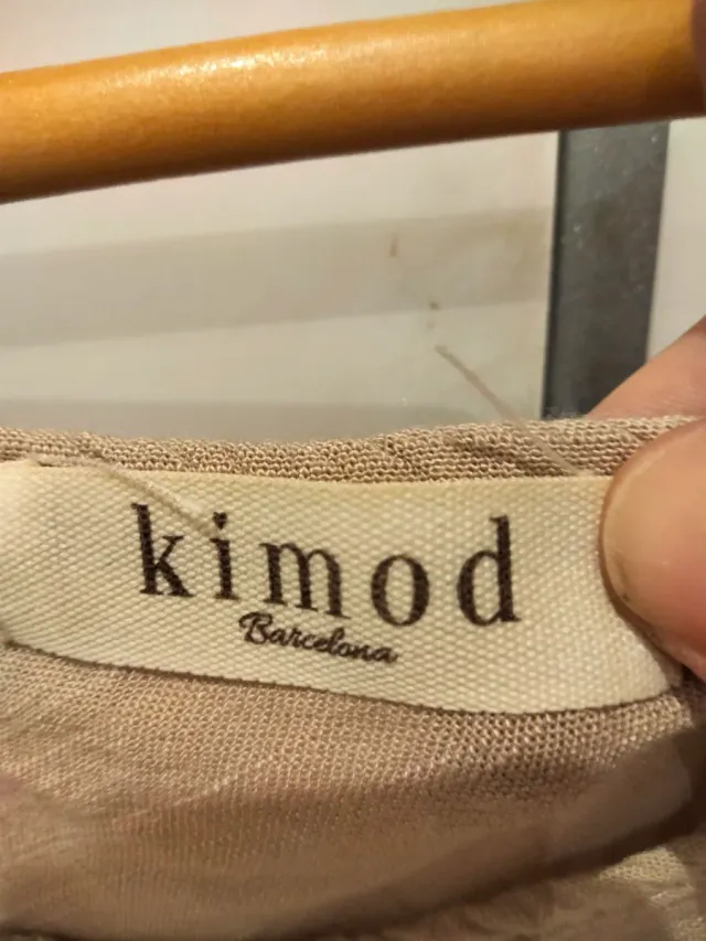 Camiseta tirantes beige