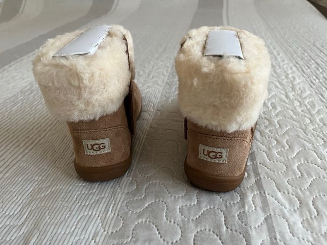 Botas UGG Niña Talla 28.5