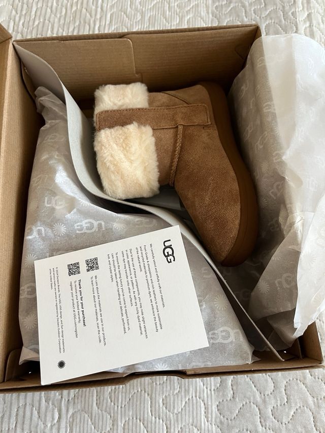 Botas UGG Niña Talla 28.5