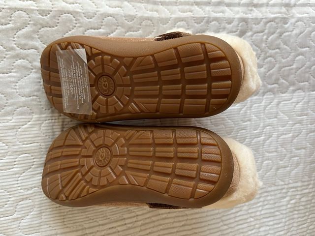 Botas UGG Niña Talla 28.5