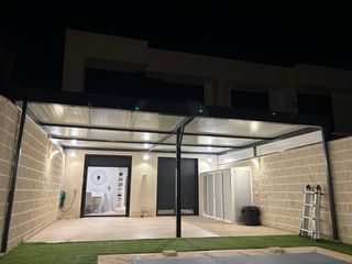 Reformas tejados y cerramientos  panel sandwich.