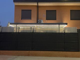 Reformas tejados y cerramientos  panel sandwich.