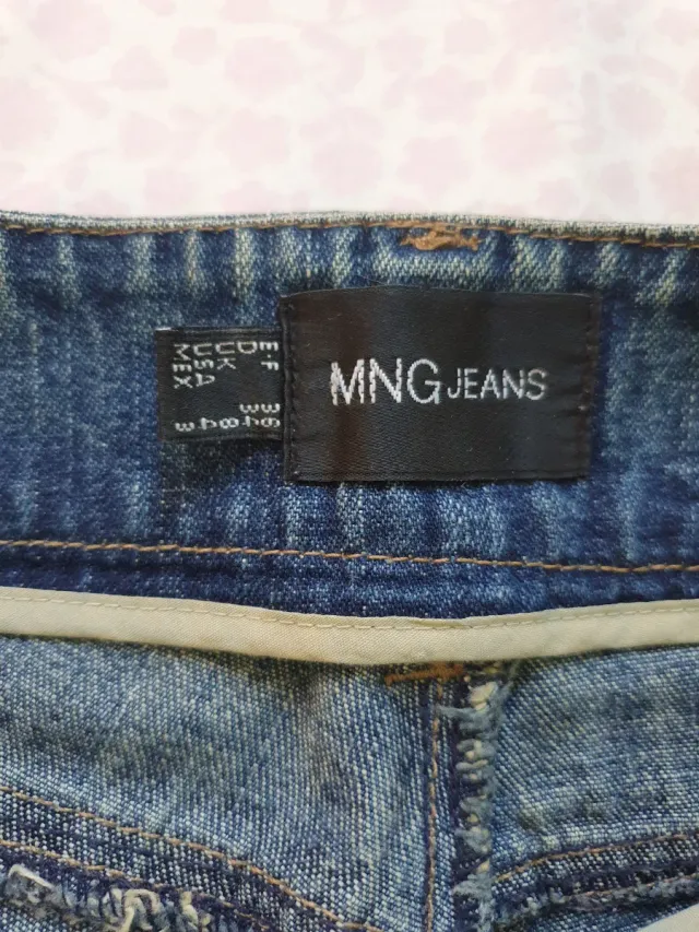 Pantalón vaquero campana azul