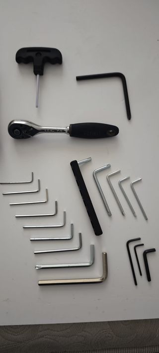 Juego de herramientas y accesorios