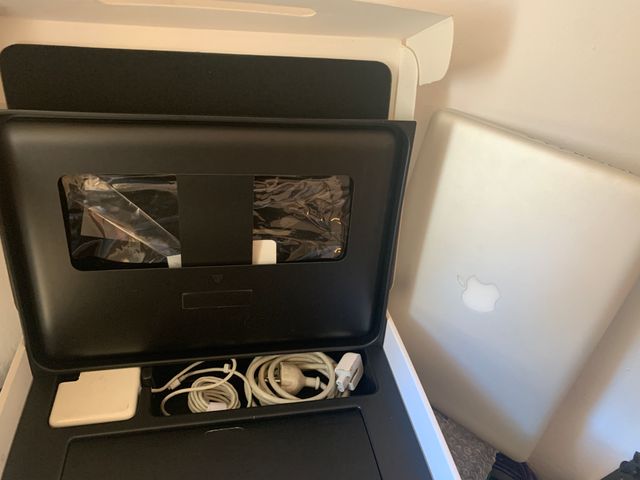 Macbook Pro 13 8GB RAM SSD Caja Office Traktor