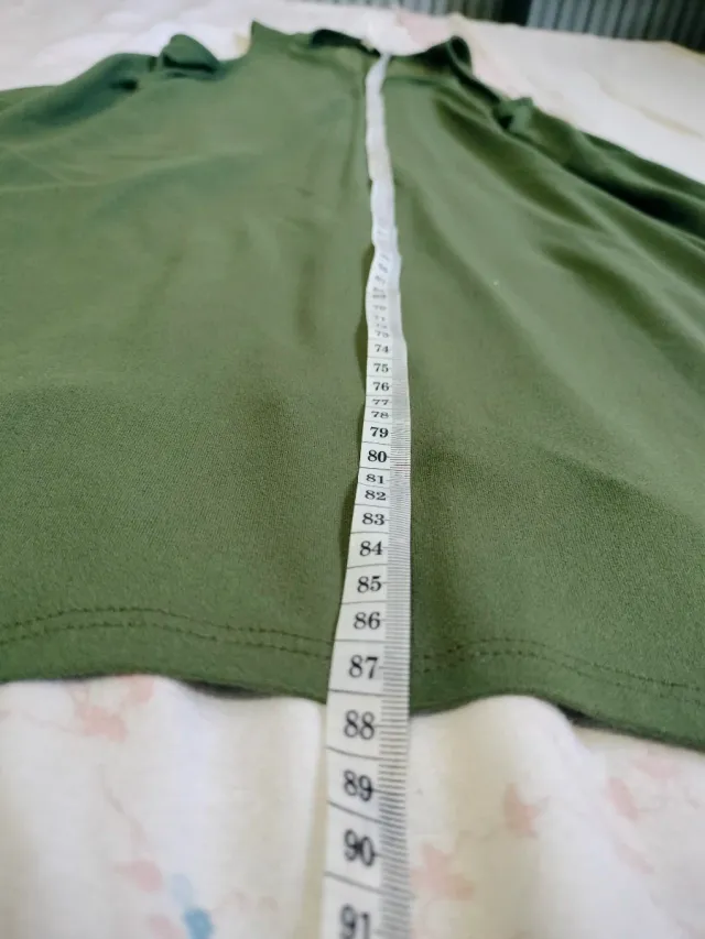 Vestido verde oscuro sin mangas