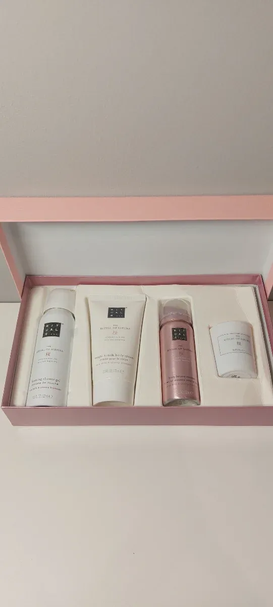 Set Rituals Sakura Rosa