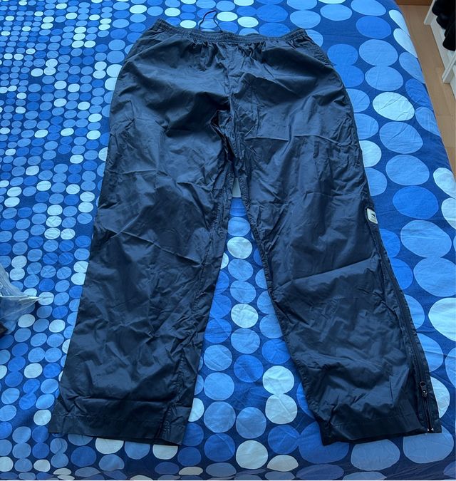 Pantalón impermeable Decathlon Talla XXL unisex