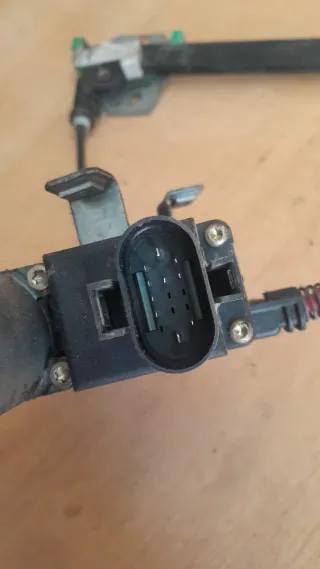 Elevalunas Eléctrico vw t4 -DERECHO -