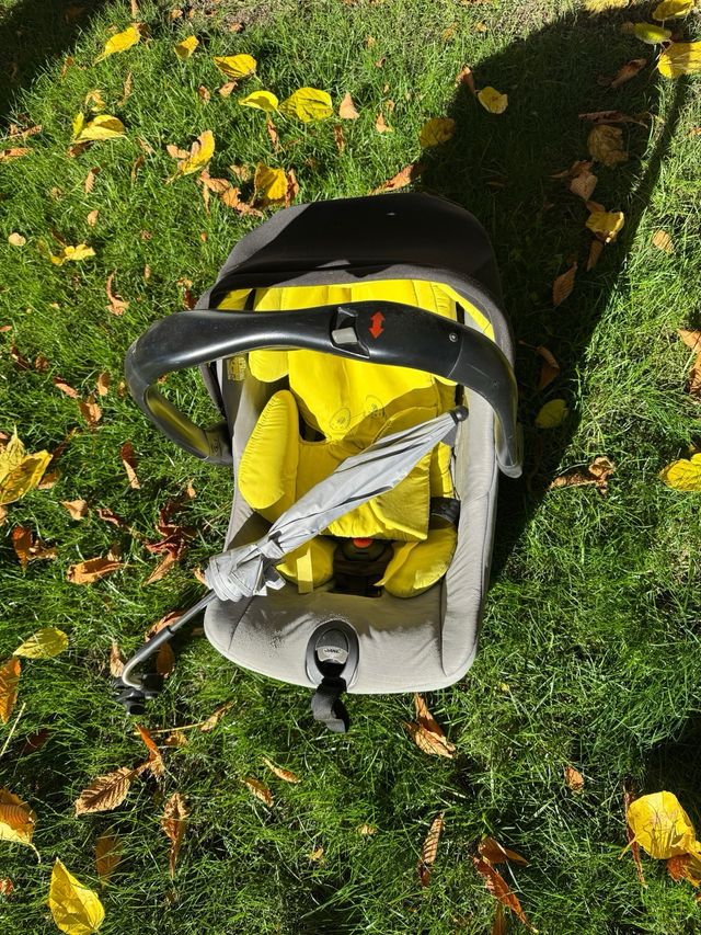 Carrito JANE bebé 3 en 1 con 3 ruedas camino rural