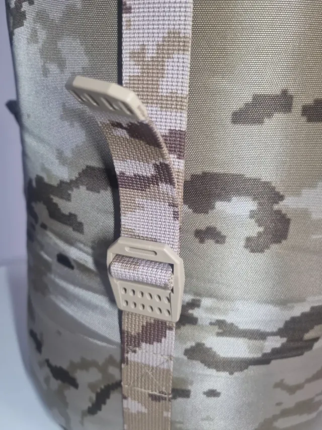 Saco de dormir Ejército Tierra Arido Pixelado