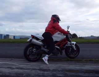 Ducati Monster 696 Blanca