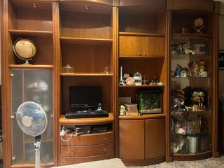 Mueble comedor madera maciza y cristal