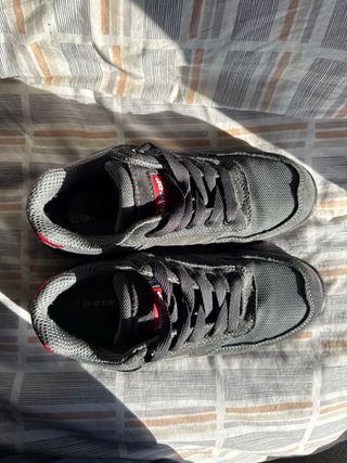 Zapatos de trabajo Dunlop punta de acero