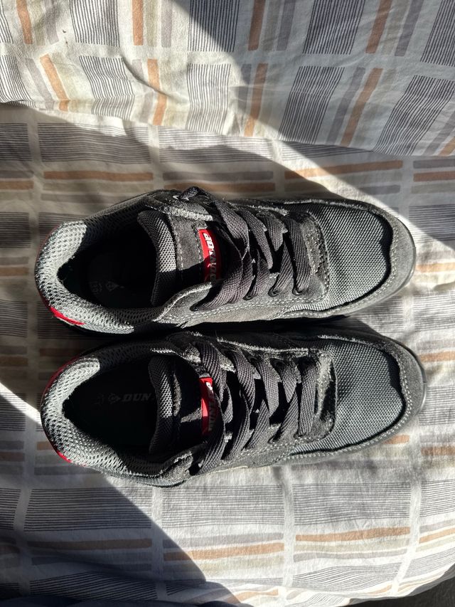 Zapatos de trabajo Dunlop punta de acero