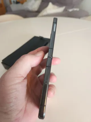 Samsung Galaxy Z Flip5 5G