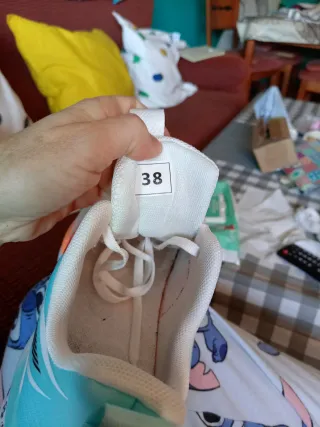 Zapatillas deportivas mujer blancas y naranjas