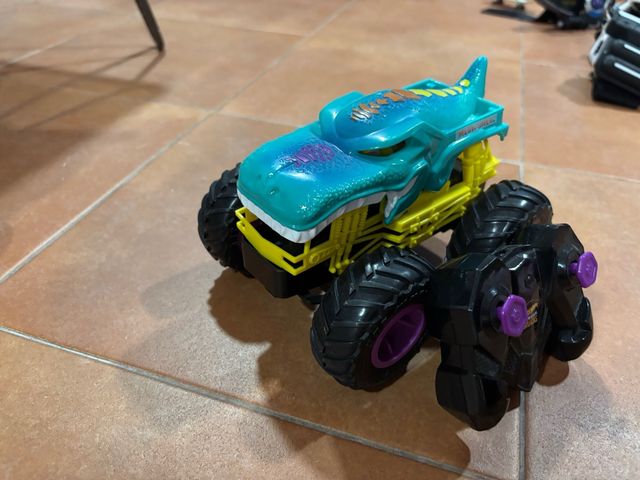 Coche Monster Truck a Control Remoto