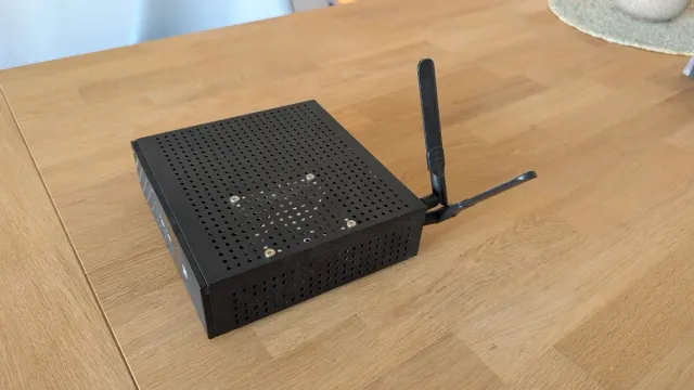 Mini PC Intel N100 16GB RAM 256GB NVMe+4TB HDD