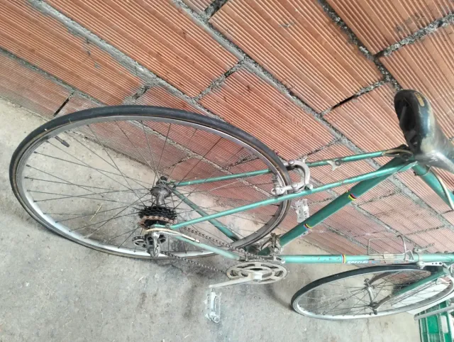 Bici de carreras especial C.N.C