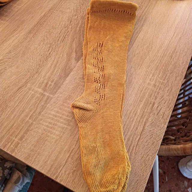 Calcetines de torrenti de punto color mostaza