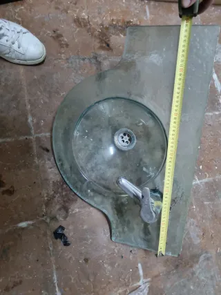 Lavabo de cristal moderno