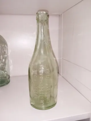 Bottiglie antiche in vetro